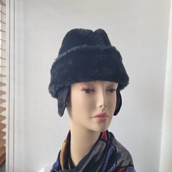 VINTAGE Black Russian Style Cossack Faux Fur with Neck Ear Flaps Hat (Size: S)